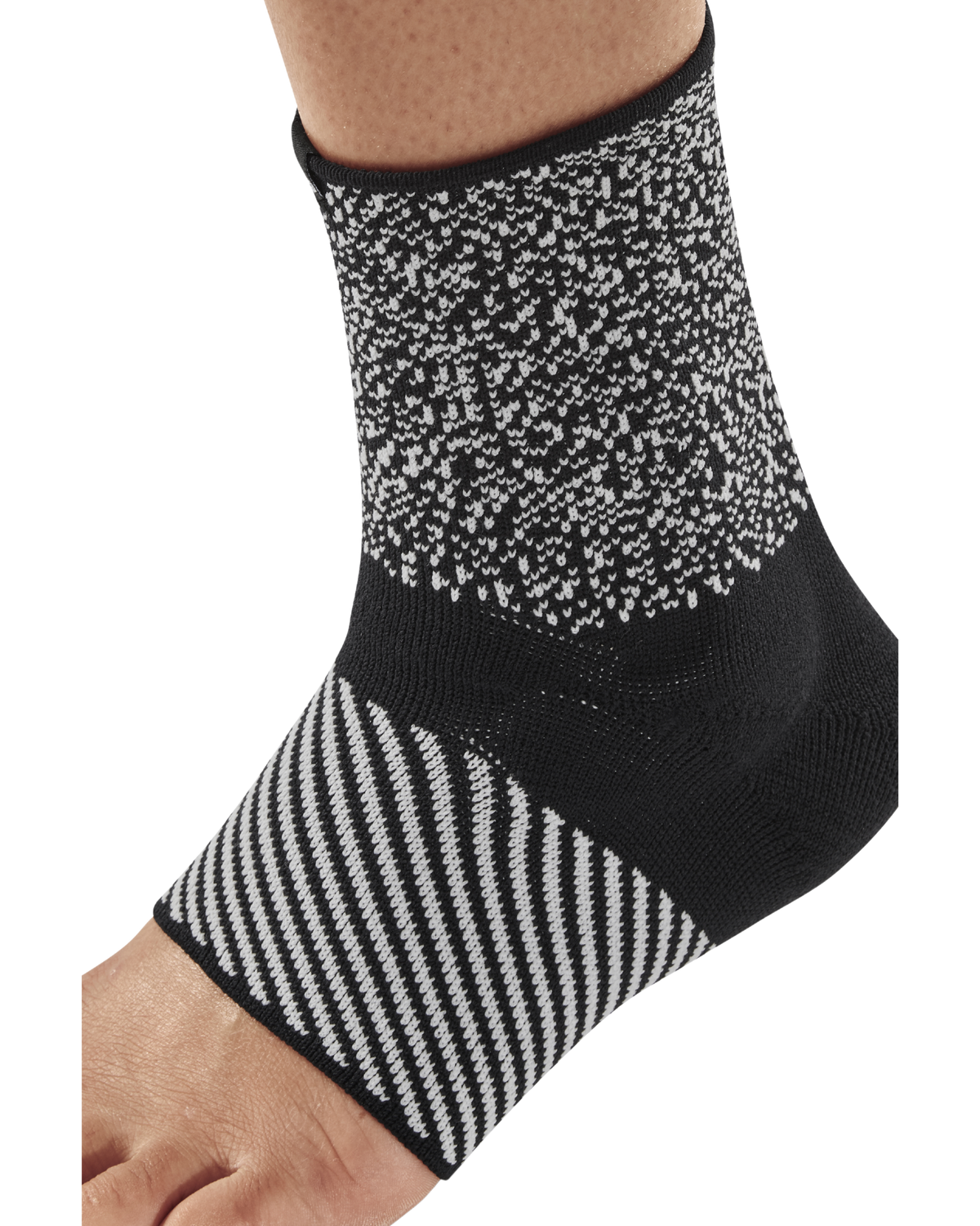 Max Support Ankle Sleeve, Multi-Black/White, close-up detail