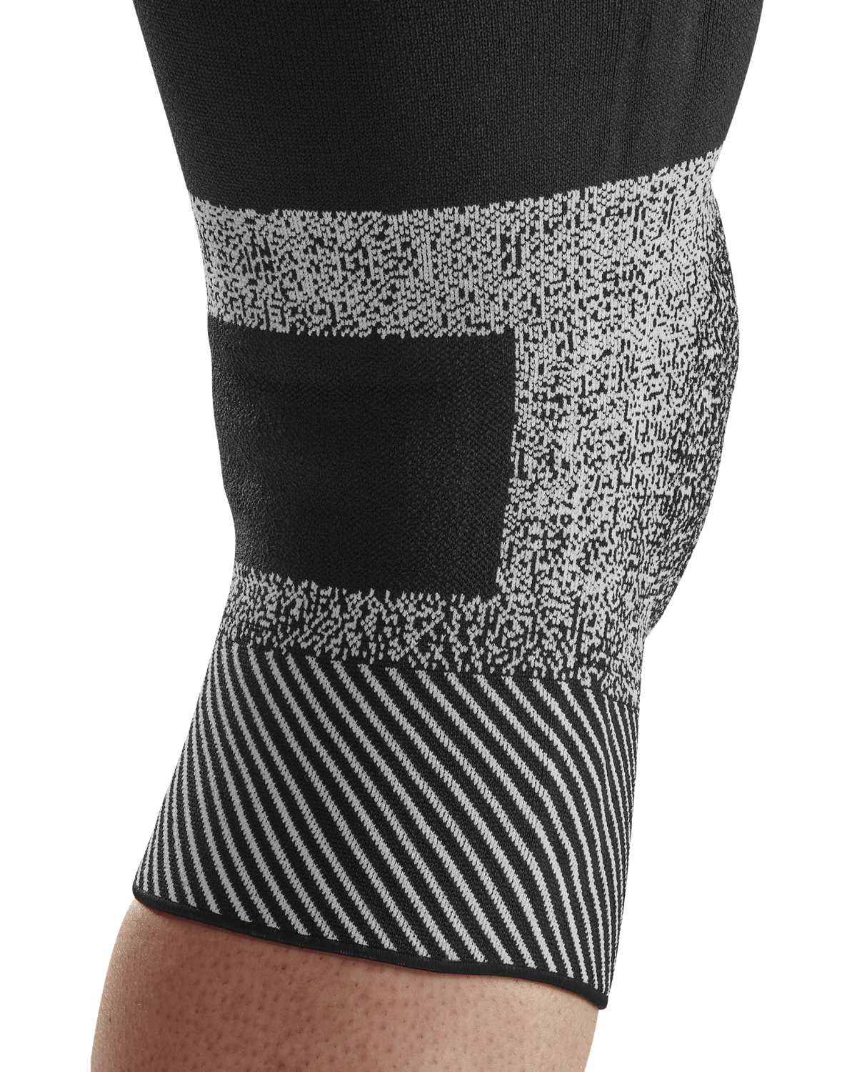 Max Support Knee Sleeve, Multi-Black/White, close-up detail