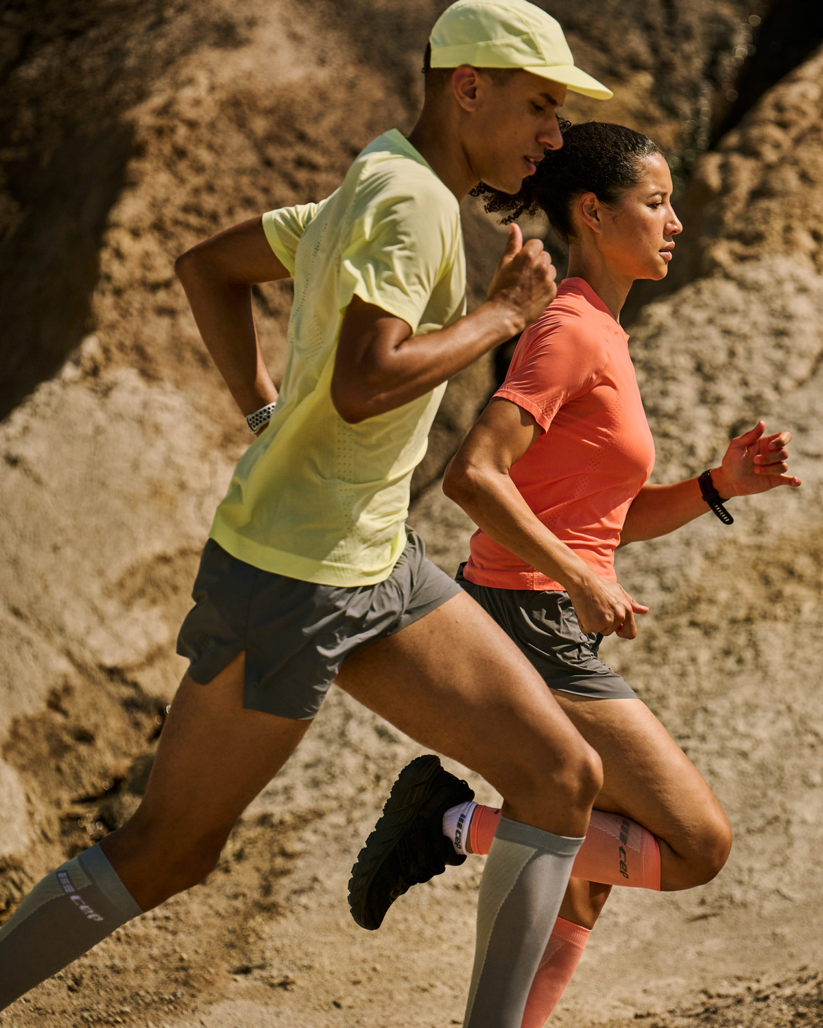 Ultralight Compression Calf Sleeves, Women, Ultralight Coral/Cream, close-up detail