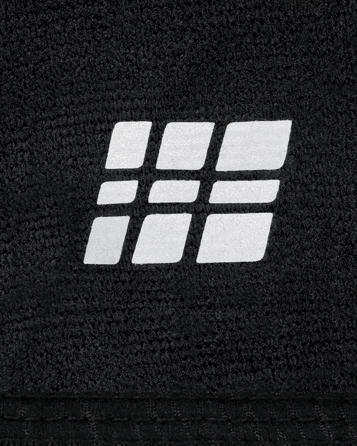 Core Run Balaclava, Black, close-up detail