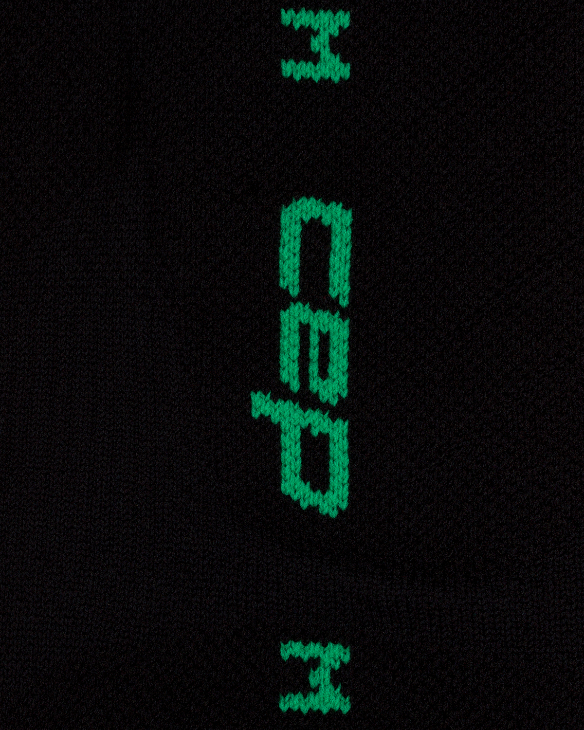 Core Run Claw Mid Cut Compression Socks, Black/Green, close-up detail