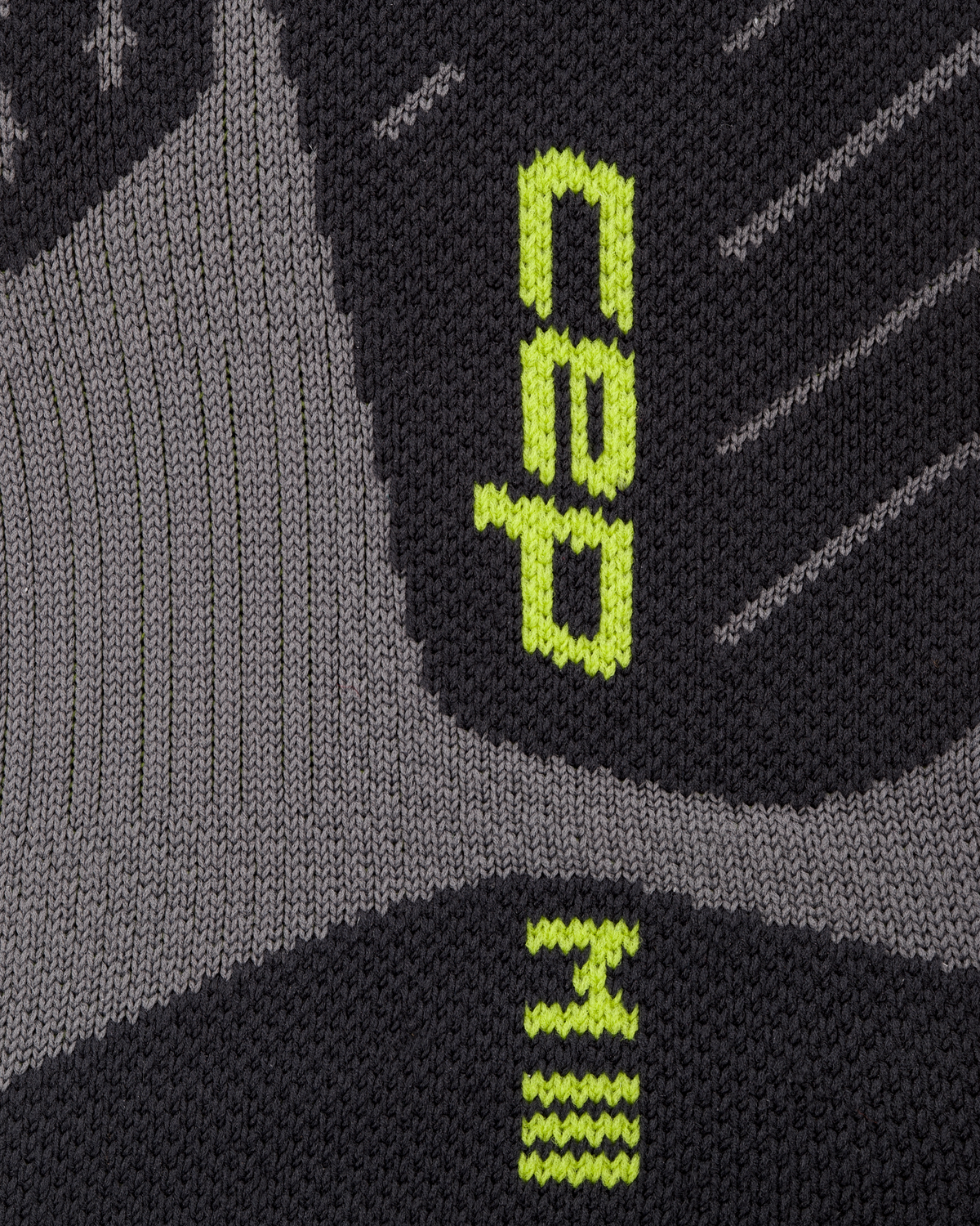 Core Run Elliptic Mid Cut Compression Socks, Dark Grey/Lime, close-up detail