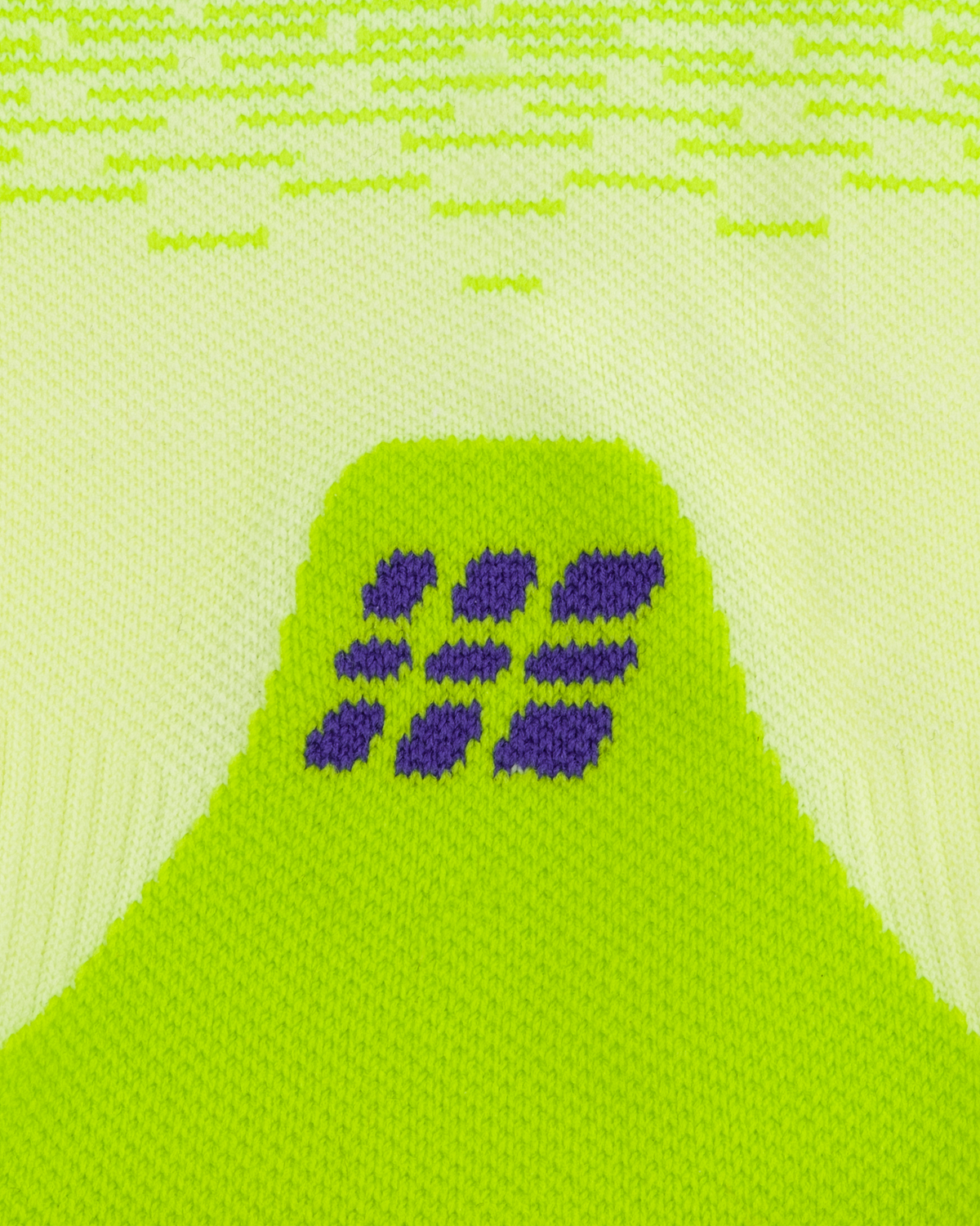 Core Run Fade Mid Cut Compression Socks, Lime/Blue Fade, close-up detail