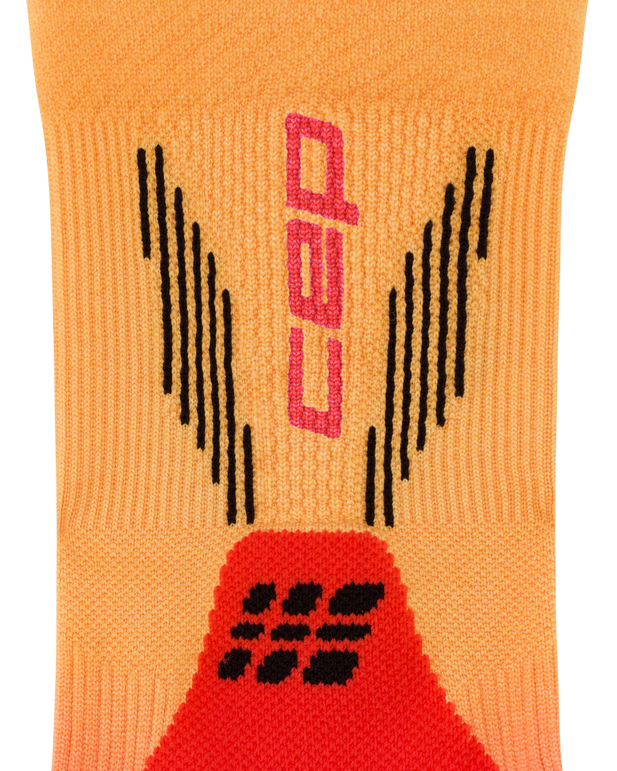 Core Run Gradient Mid Cut Compression Socks 5.0, Red/Marigold, close-up detail
