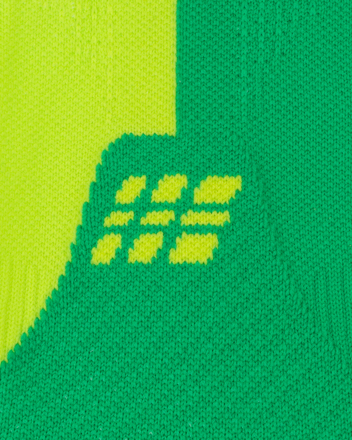 Core Run Half & Half Mid Cut Compression Socks, Half/Half - Green/Lime, close-up detail