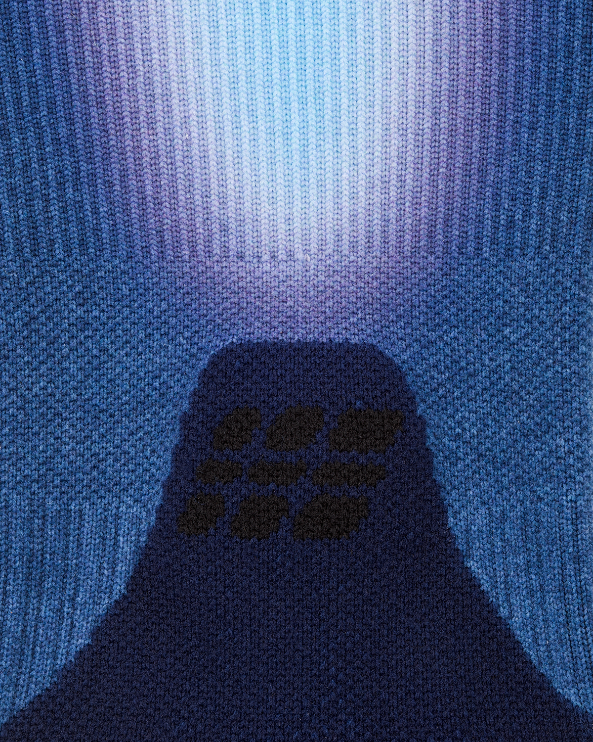 Core Run Gradient Mid Cut Compression Socks, SS26 Gradient - Blue, close-up detail