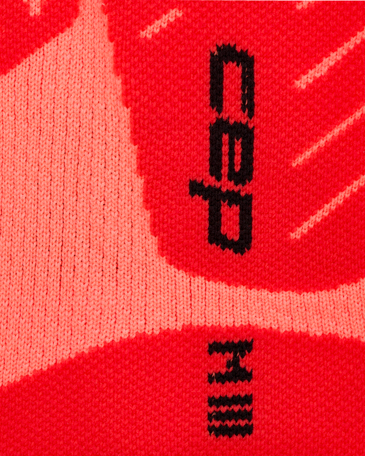 Core Run No Show Socks 5.0, Neon Coral, close-up detail
