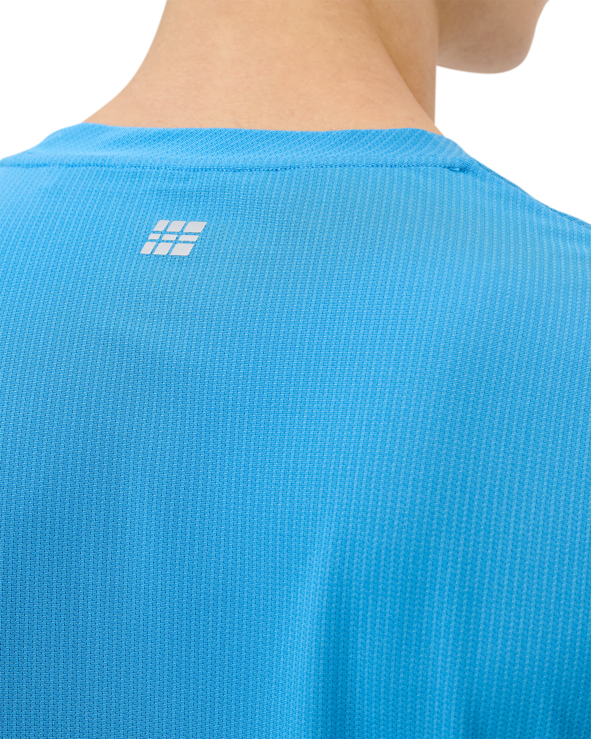 Core Run Short Sleeve Shirt, Men, Blue, close-up detail