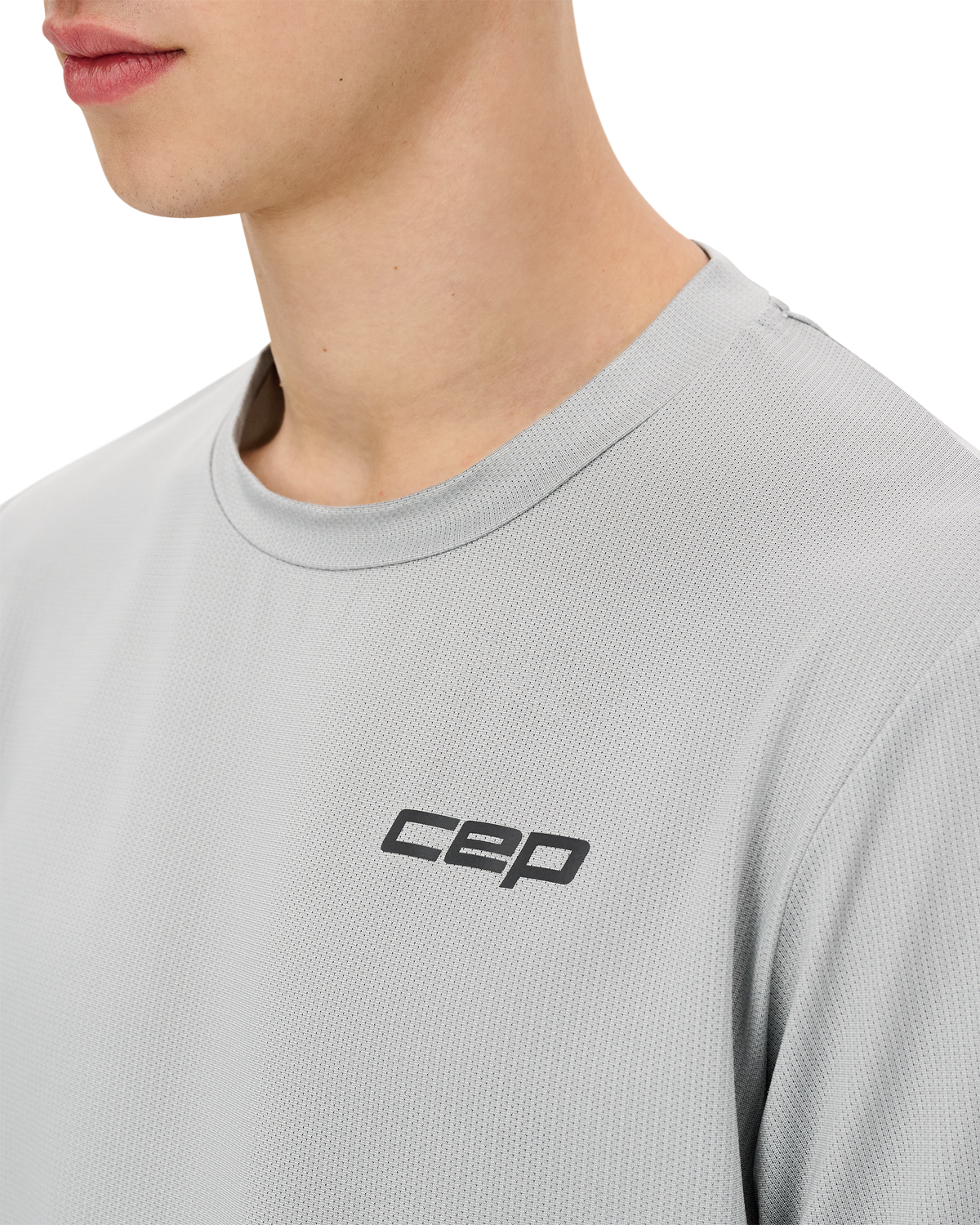 Core Run Short Sleeve Shirt, Men, Light Grey, close-up detail