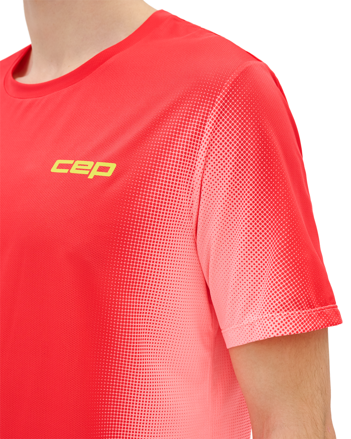 Core Run Short Sleeve Shirt, Men, Neon Coral Fade, close-up detail