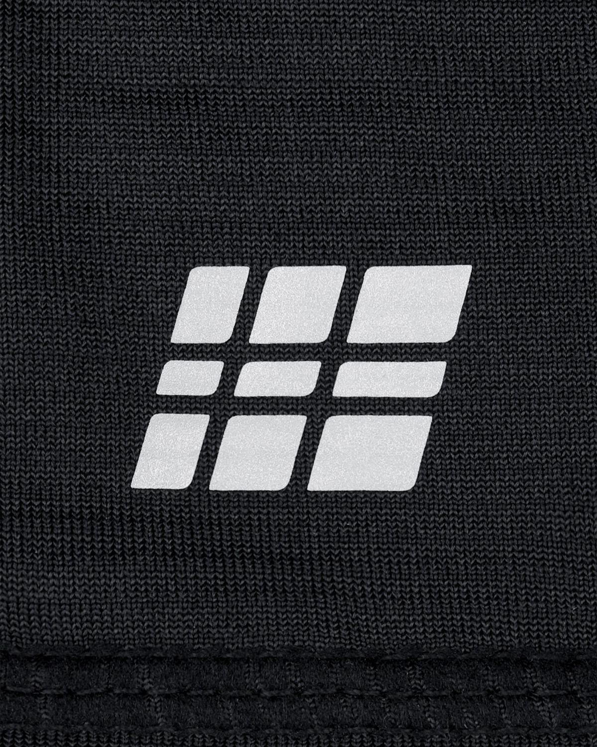 Core Run Thermal Beanie, Black, close-up detail