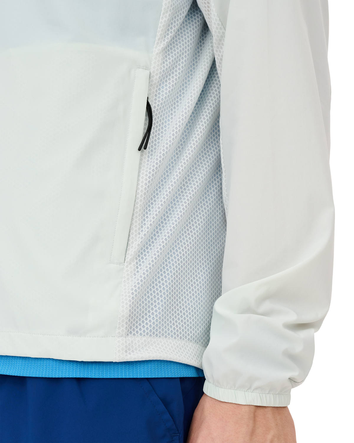 Core Run Windbreaker, Men, Ice, close-up detail