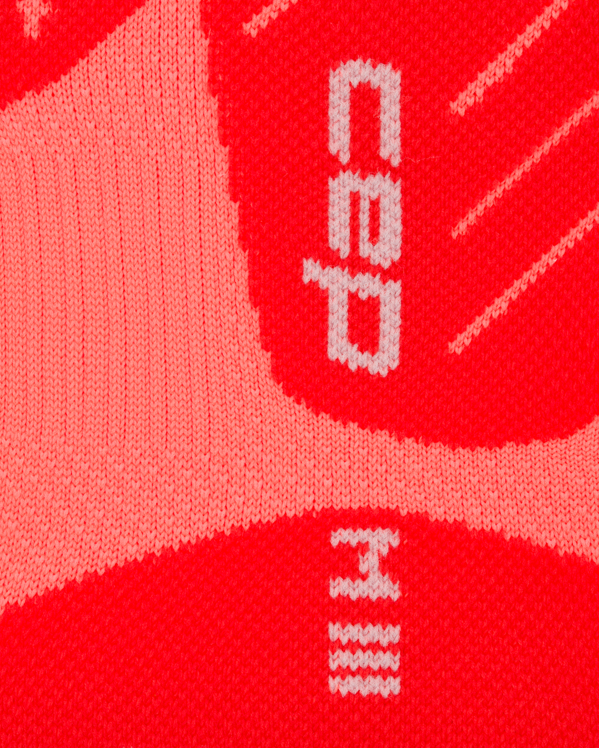 Pro Run Reflective Mid Cut Compression Socks