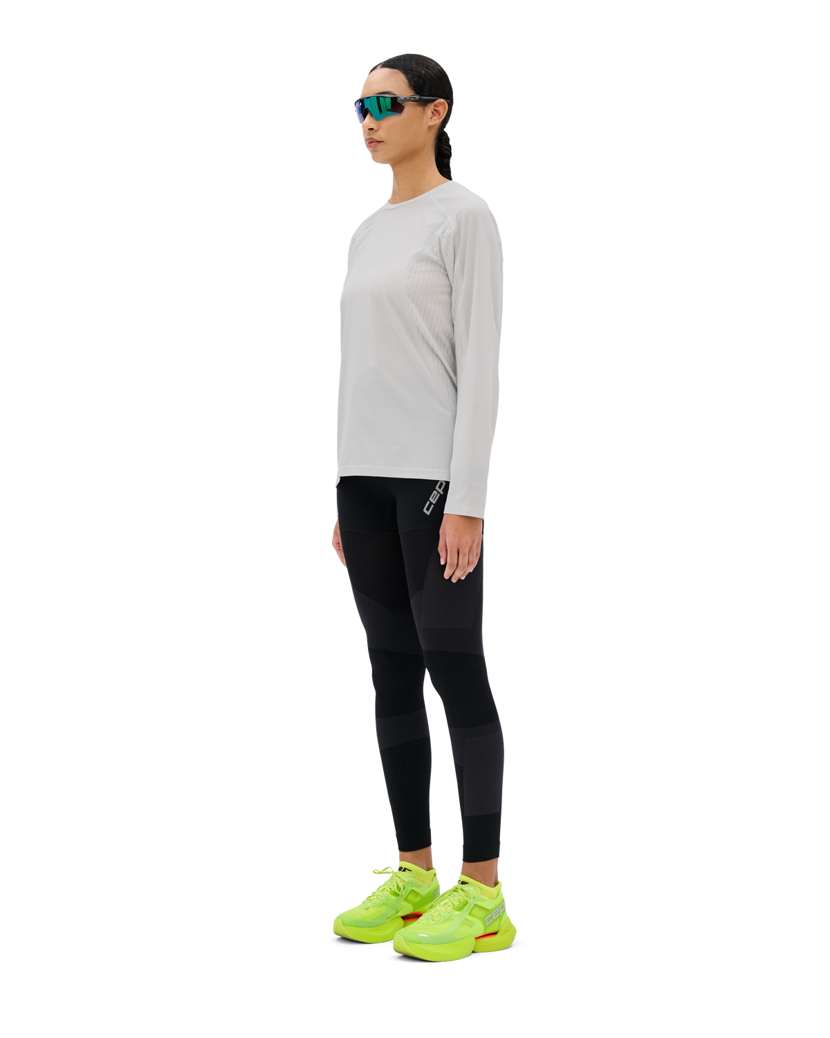 Pro Run Ultralight Long Sleeve Tech Shirt, Women, Light Grey