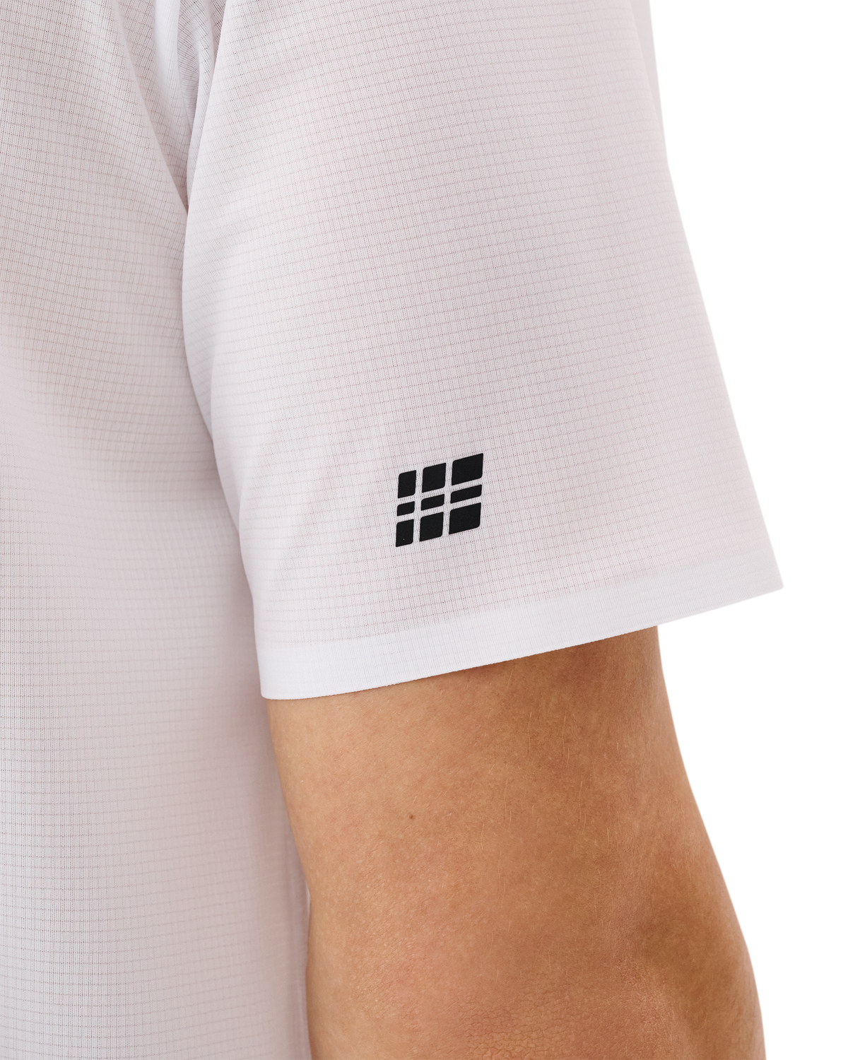 Pro Run Ultralight Short Sleeve Shirt, Men, White, close-up detail