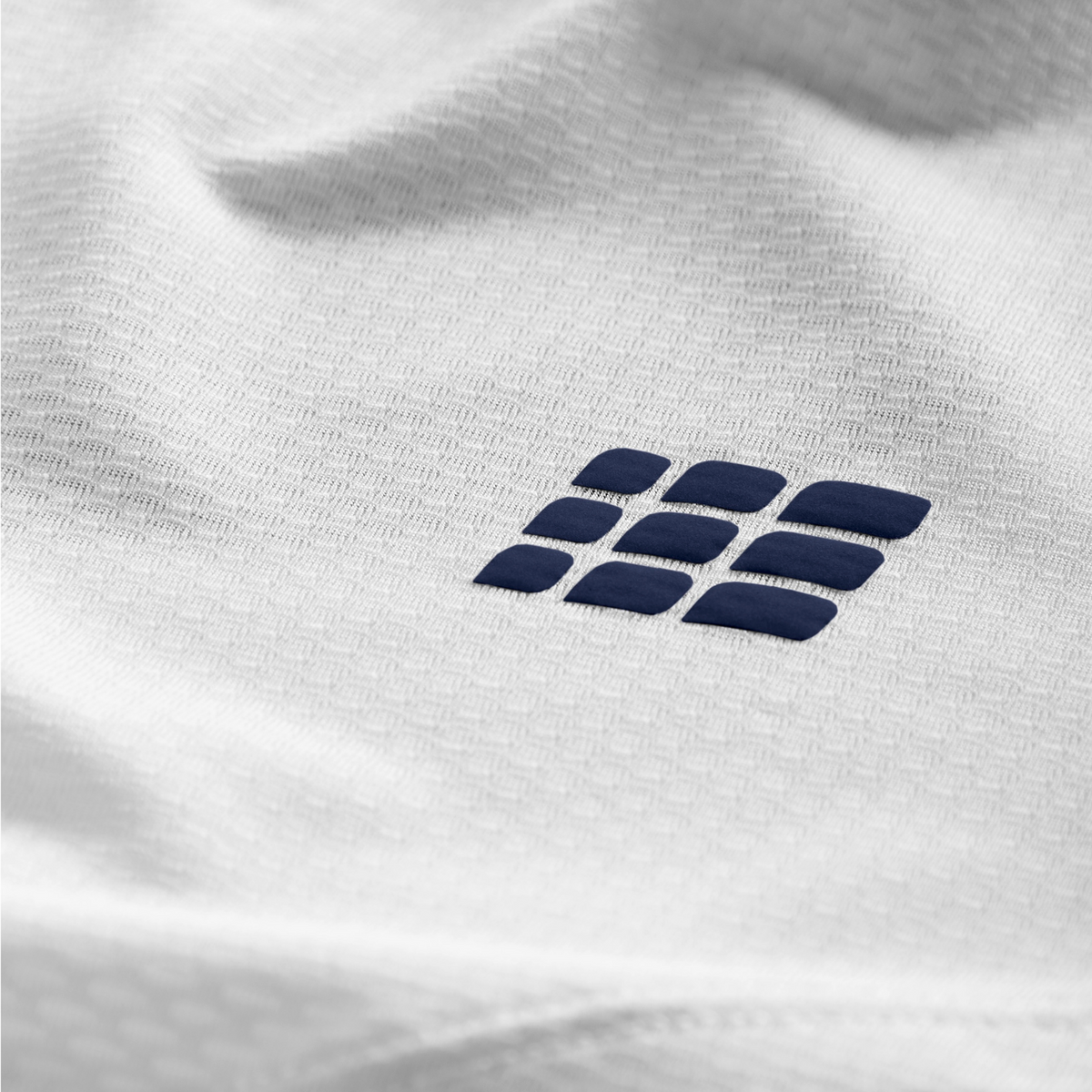 The Run Short Sleeve Shirt, Men, White Multi, close-up detail