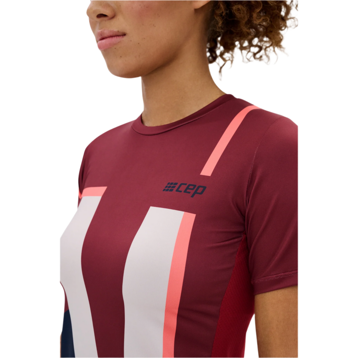 The Run Short Sleeve Shirt, Women, Crimson Multi, close-up detail
