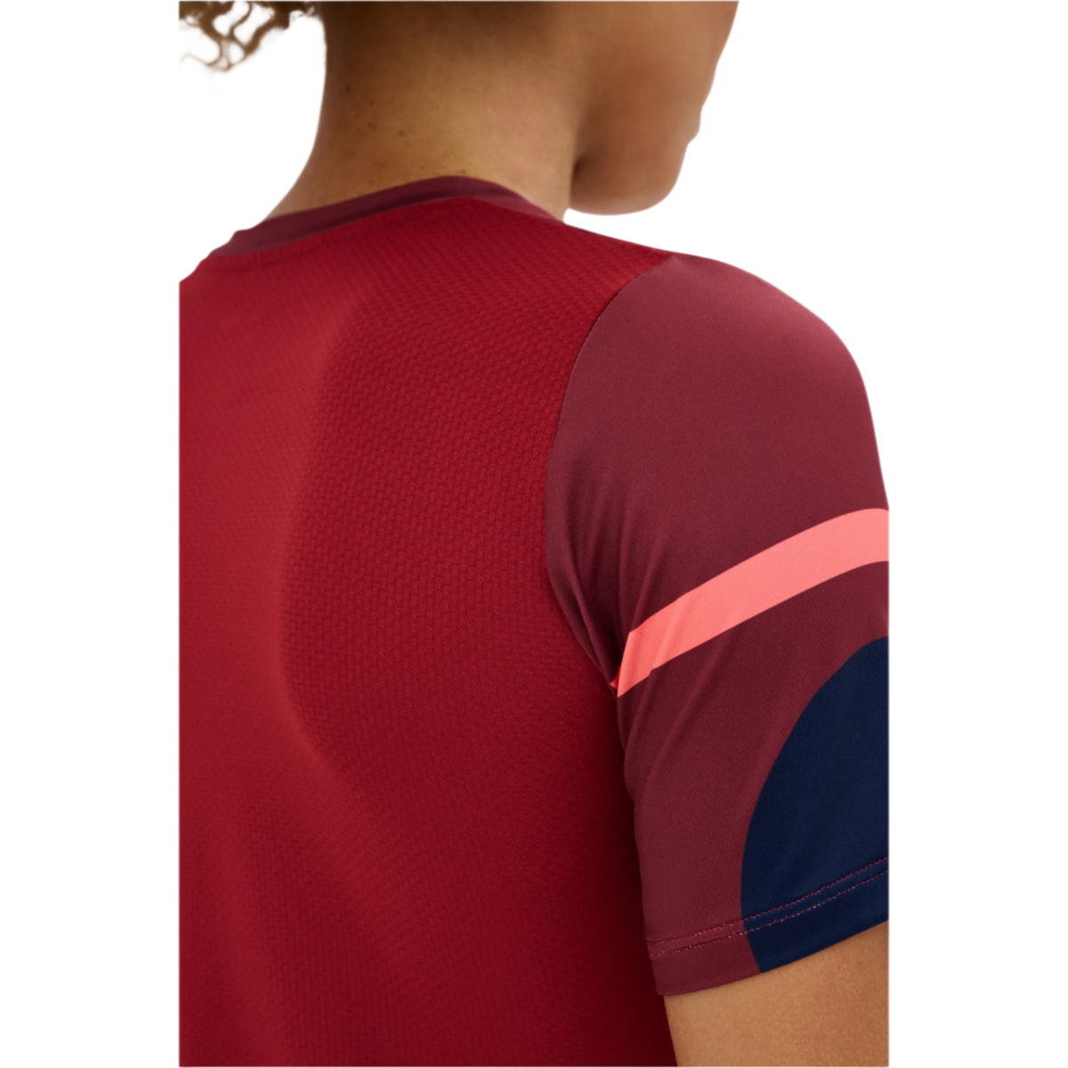 The Run Short Sleeve Shirt, Women, Crimson Multi, close-up detail