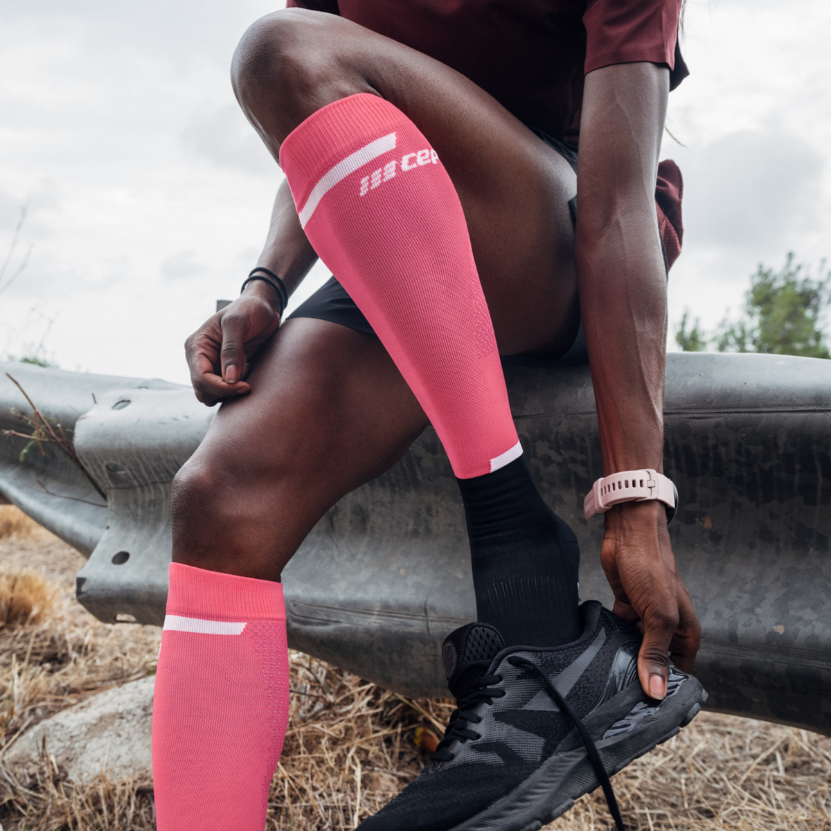 The Run Compression Tall Socks 4.0, Women, Lime Green/White, close-up detail