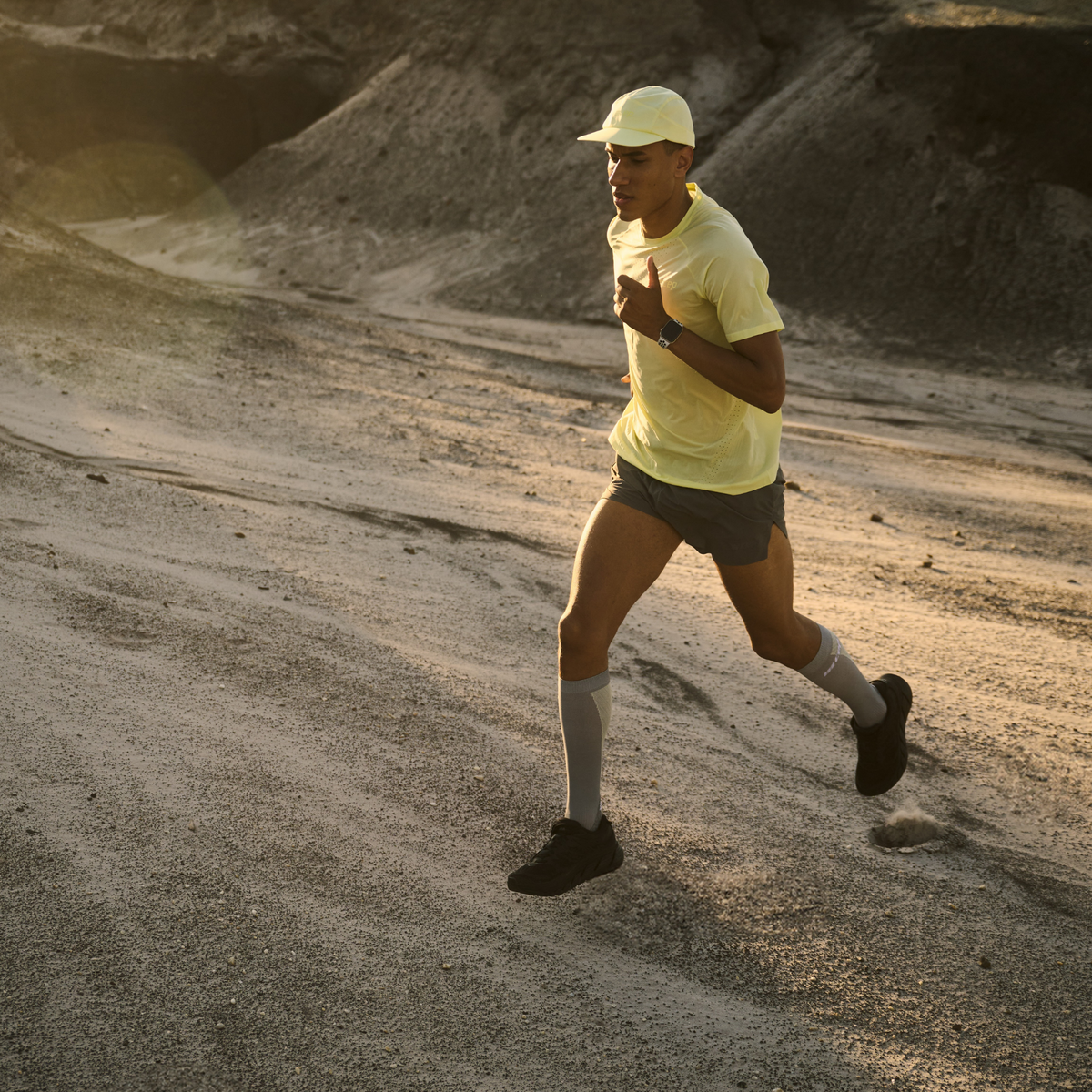 Ultralight Loose Fit Shorts, Men, close-up detail