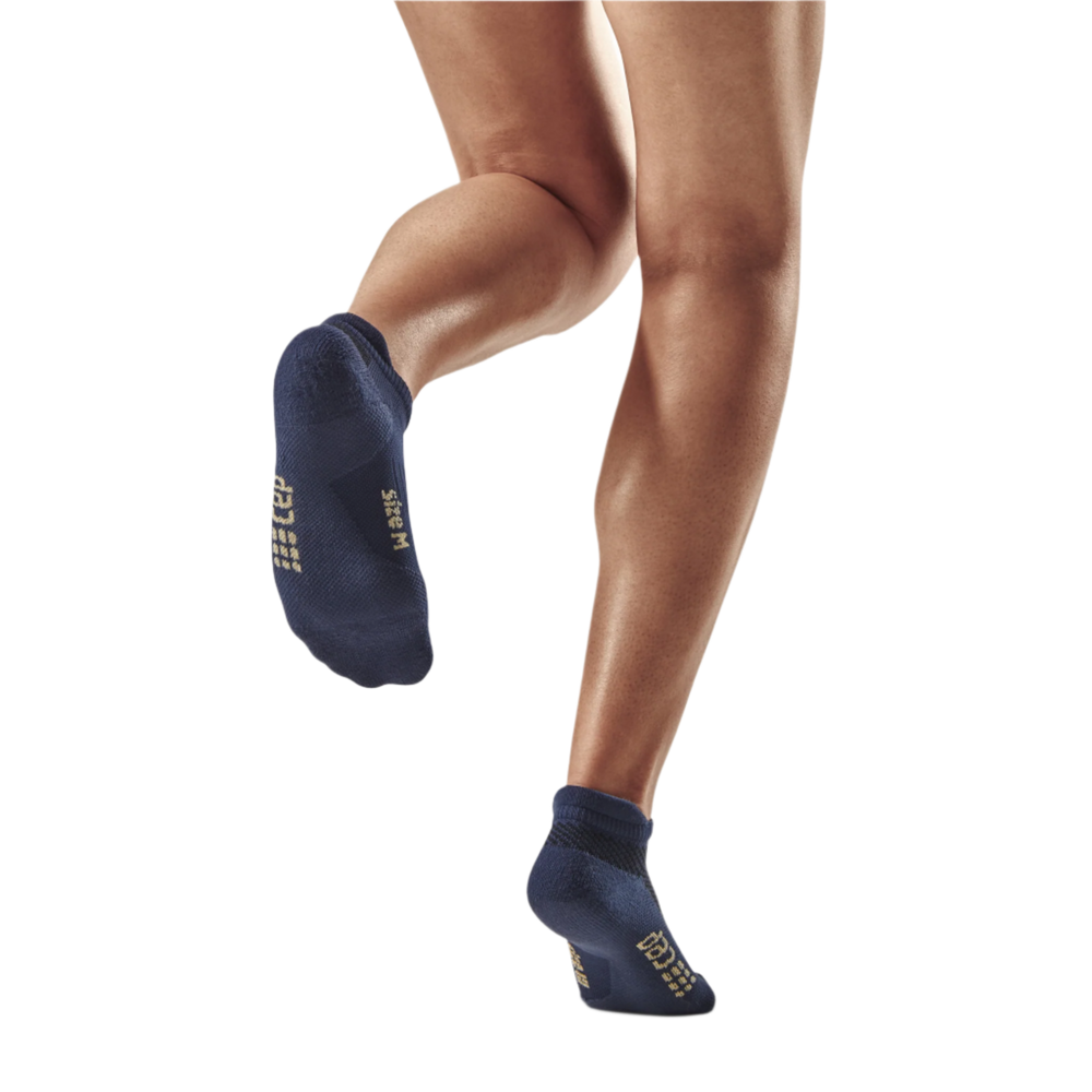 Training No Show Socks, Women, Peacoat Training, Back-View Model