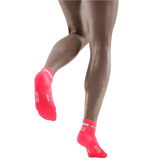 The Run Low Cut Socks 4.0, Women, Pink, Back View Model