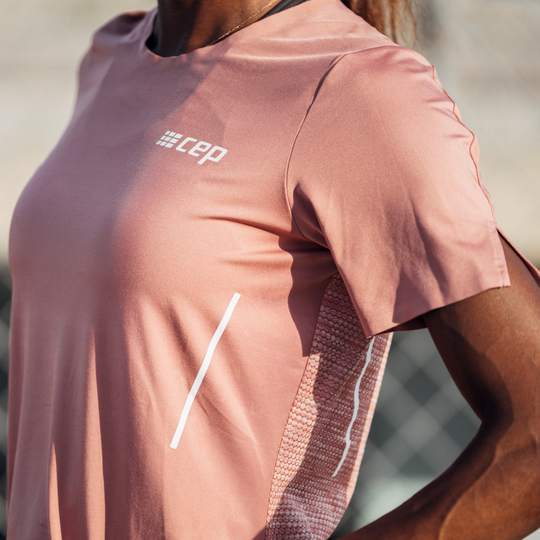 Run Short Sleeve Shirt, Women, Rose, Lifestyle 3