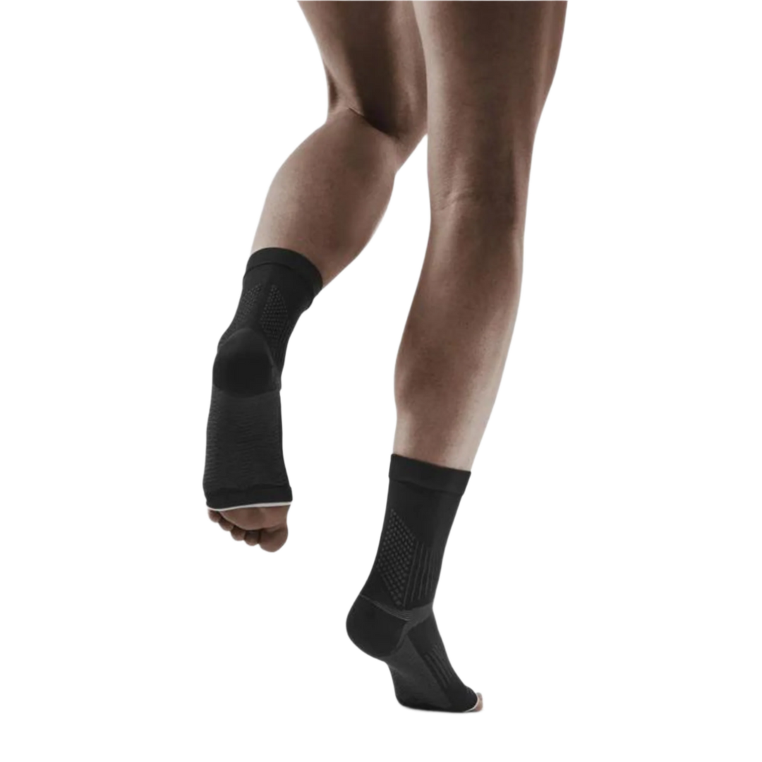 Mid Support Plantar Fasciitis Compression Sleeves, Back View Model