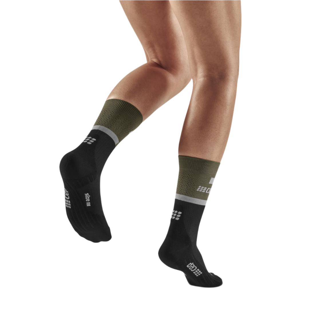 The Run Compression Mid Cut Socks 4.0, Women, Olive/Black, Back View Model