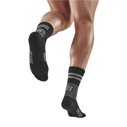 Training Mid Cut Compression Socks, Men, Black Training, Back-View Model